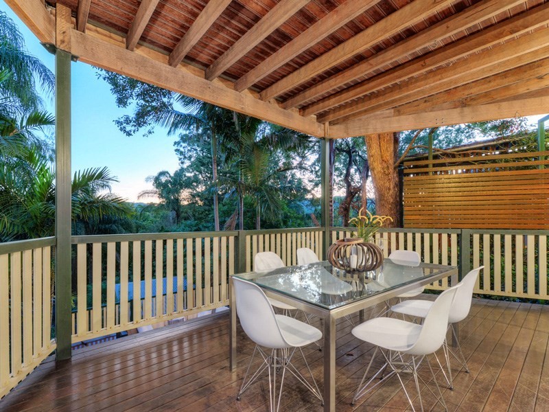 72 Coopers Camp Road, Bardon QLD 4065