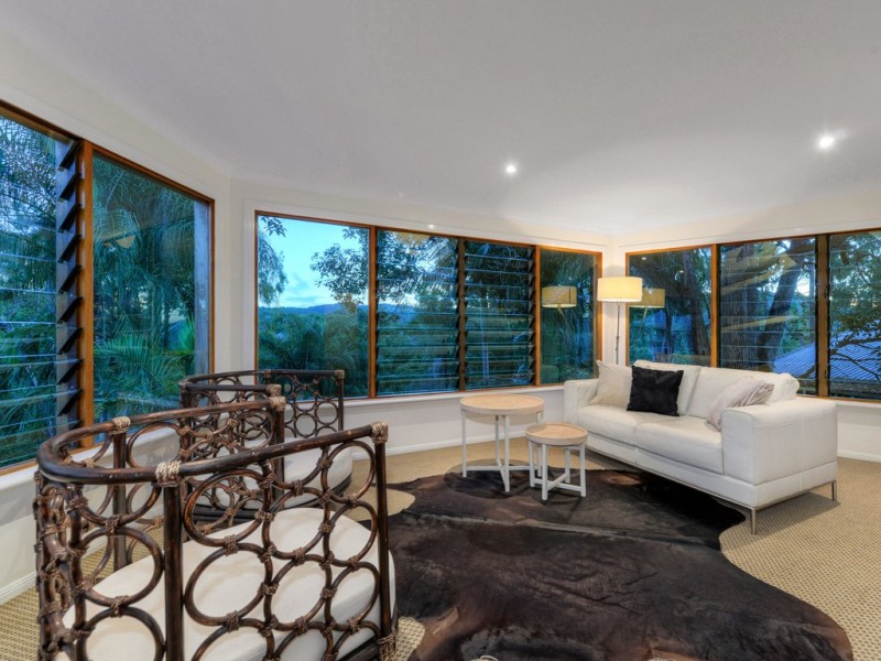 72 Coopers Camp Road, Bardon QLD 4065