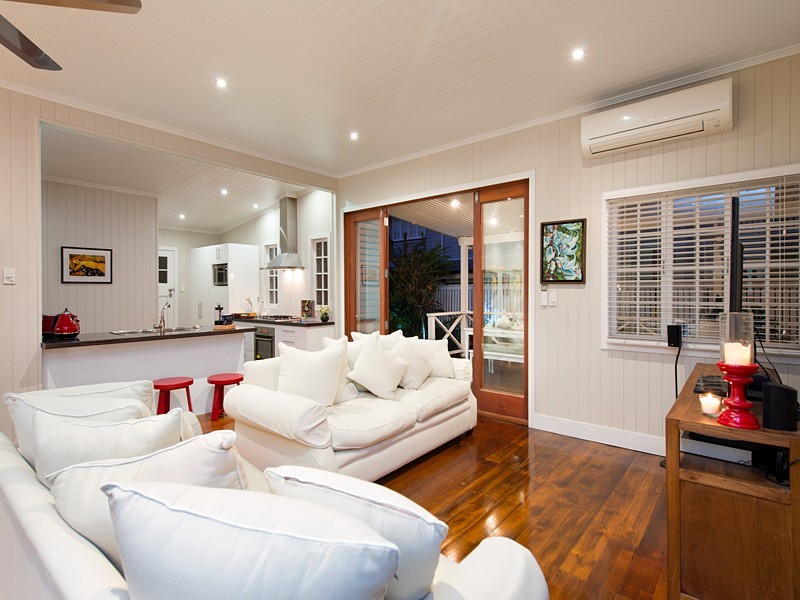 19 Jeffcott Street, Wavell Heights QLD 4012