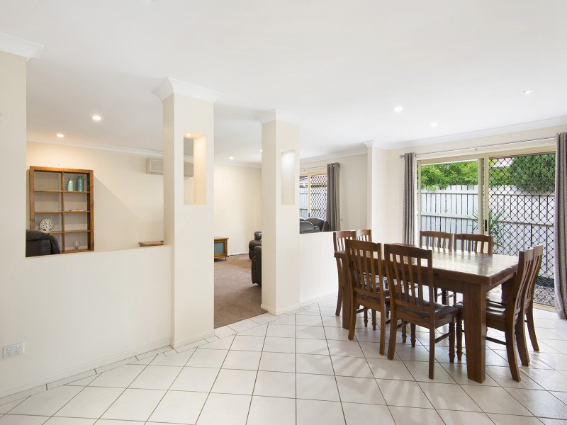 19 Flinders Way, Albany Creek QLD 4035
