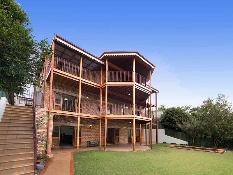 33 Enoggera Terrace, Red Hill QLD 4059