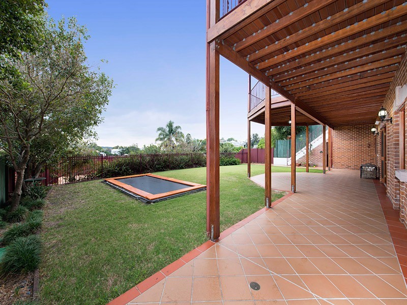 33 Enoggera Terrace, Red Hill QLD 4059