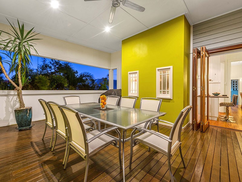 27 Bott Street, Ashgrove QLD 4060