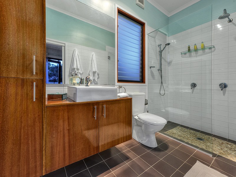 27 Bott Street, Ashgrove QLD 4060