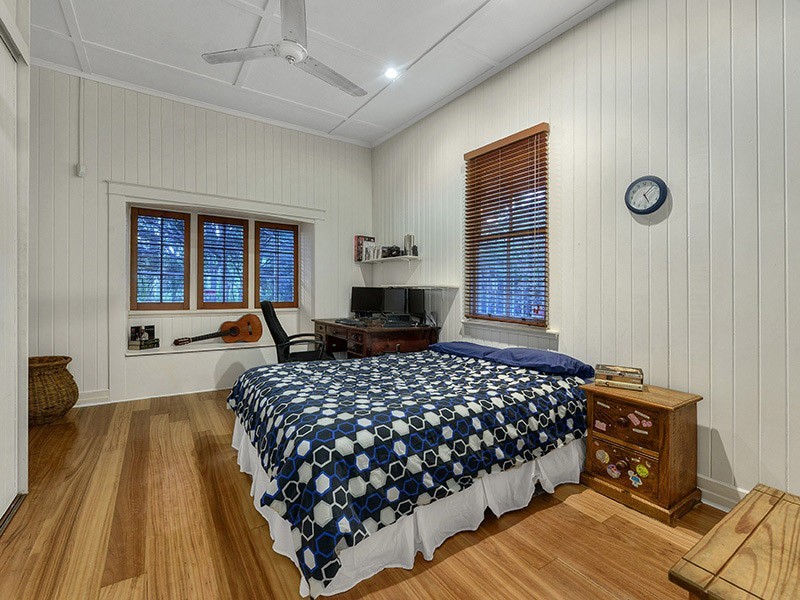 27 Bott Street, Ashgrove QLD 4060