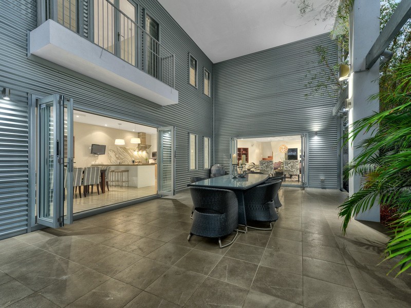 31 Carmel Street, Bardon QLD 4065