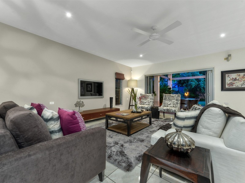 31 Carmel Street, Bardon QLD 4065