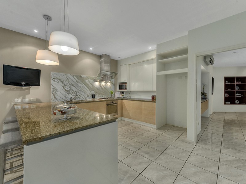 31 Carmel Street, Bardon QLD 4065