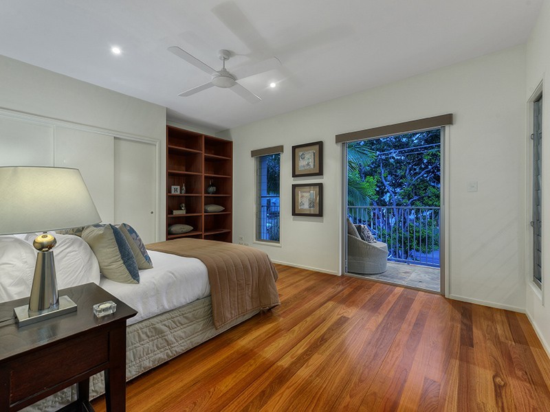 31 Carmel Street, Bardon QLD 4065