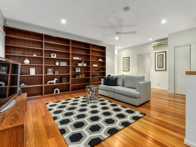 31 Carmel Street, Bardon QLD 4065