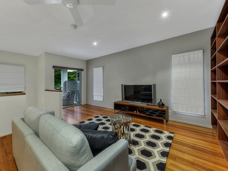 31 Carmel Street, Bardon QLD 4065