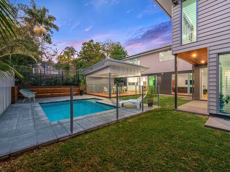 14 Mareeba Road, Ashgrove QLD 4060