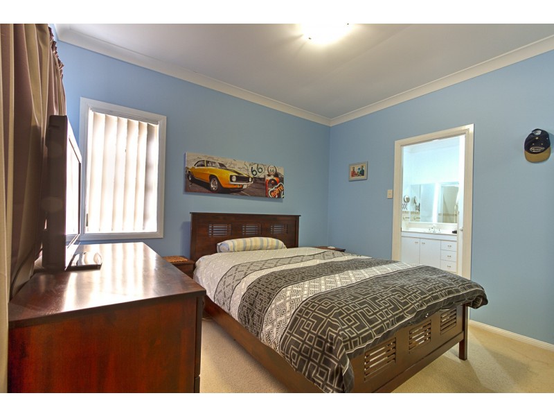 10/10 Nixon Lane, Virginia QLD 4014