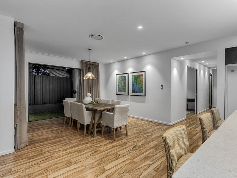 39 Dovedale Crescent, Ashgrove QLD 4060