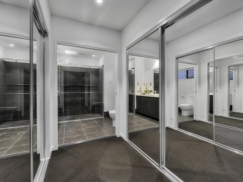 39 Dovedale Crescent, Ashgrove QLD 4060