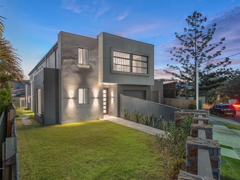 39 Dovedale Crescent, Ashgrove QLD 4060