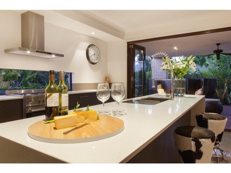 21 Jeffcott Street, Wavell Heights QLD 4012