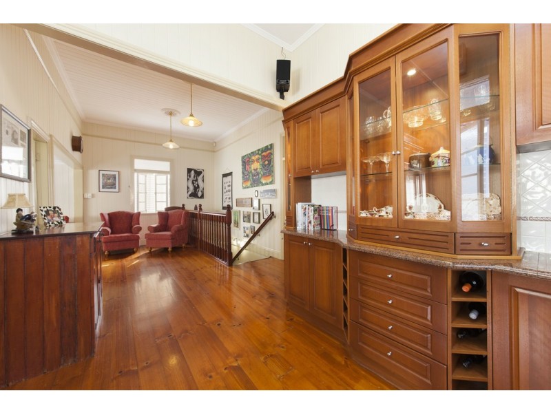 18 Claremont Street, Red Hill QLD 4059