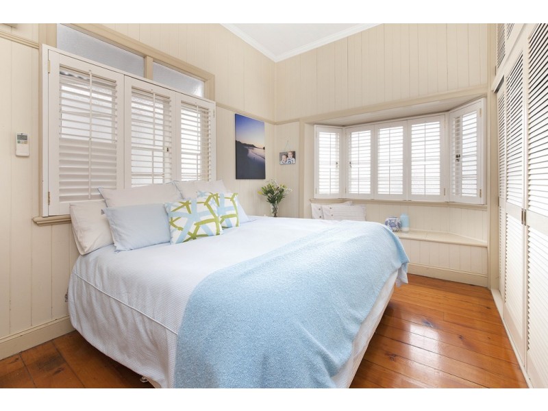 18 Claremont Street, Red Hill QLD 4059