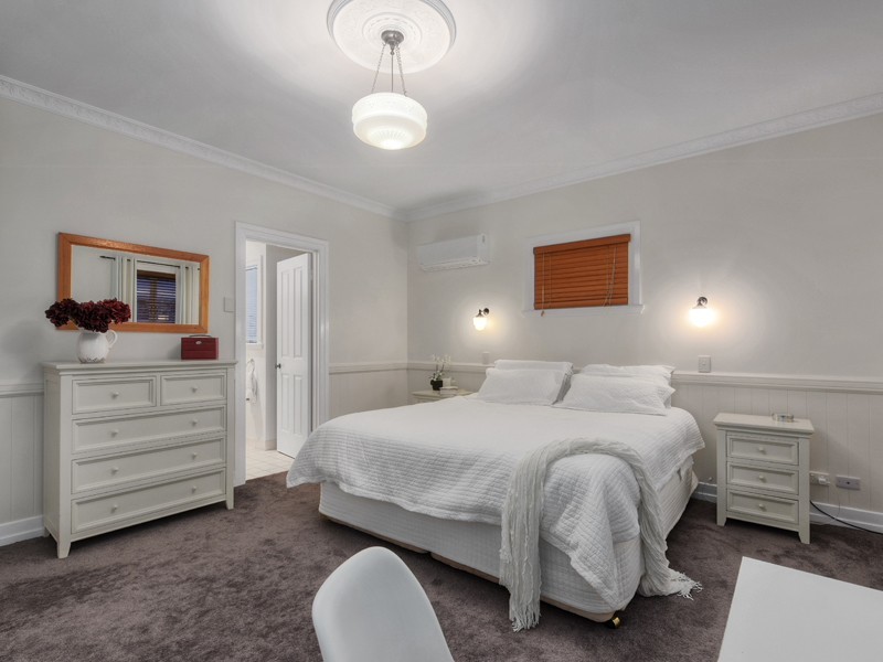 22 Grevillea Road, Ashgrove QLD 4060