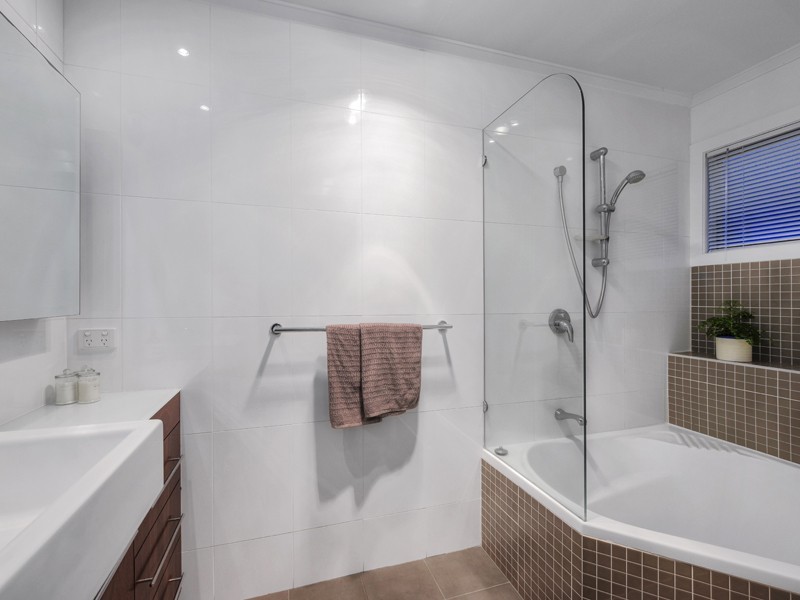 22 Grevillea Road, Ashgrove QLD 4060