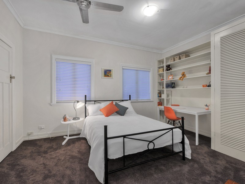 22 Grevillea Road, Ashgrove QLD 4060