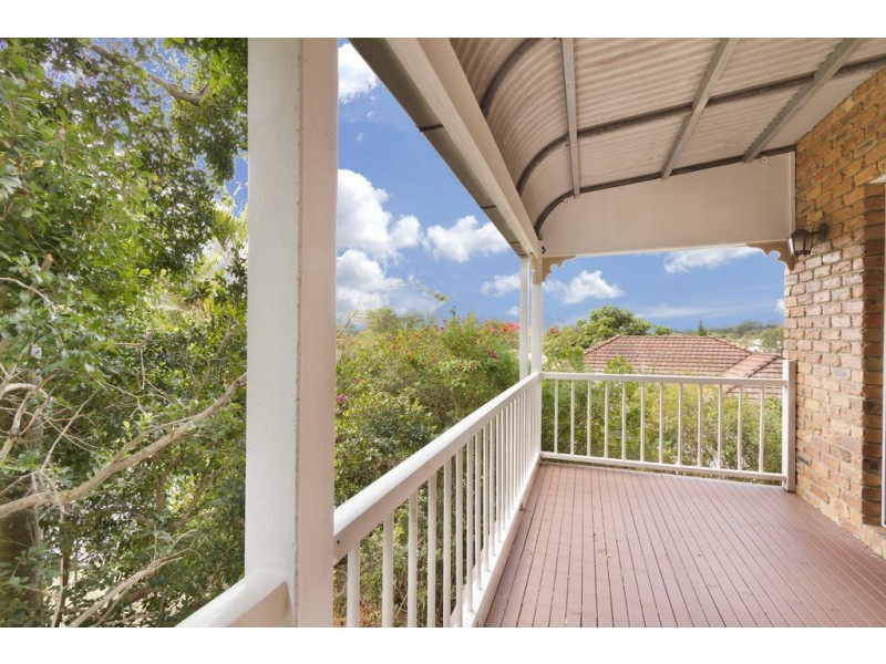 4 Pender Street, The Gap QLD 4061