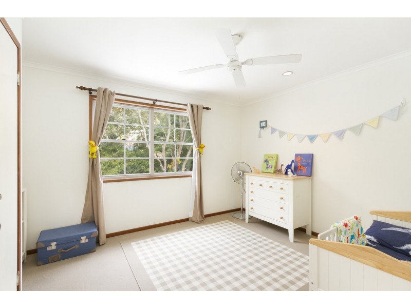 4 Pender Street, The Gap QLD 4061