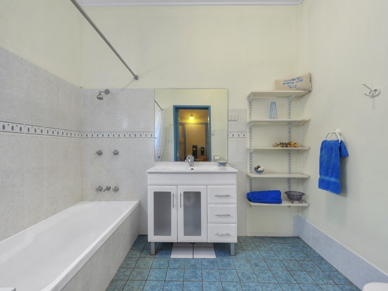 60 Eureka Street, Kelvin Grove QLD 4059