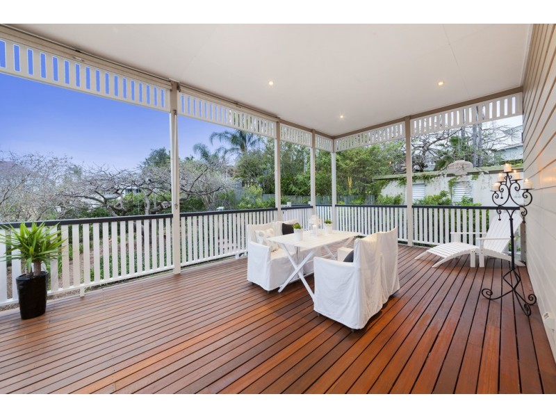 18 Primrose Terrace, Red Hill QLD 4059