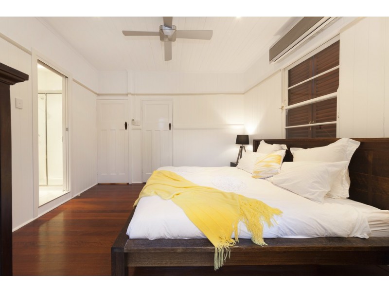 217 Boundary Road, Bardon QLD 4065