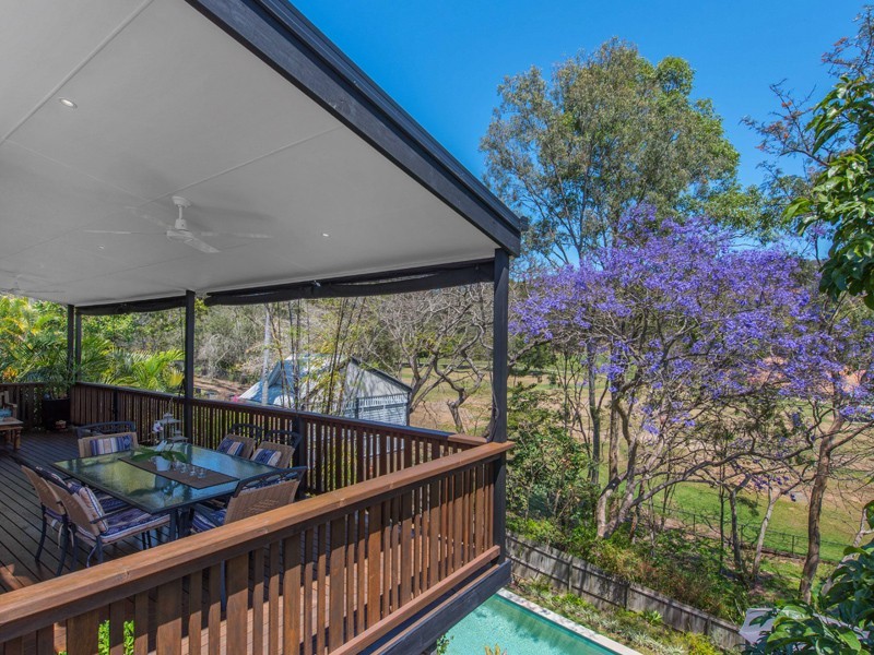 16 Atthow Avenue, Ashgrove QLD 4060