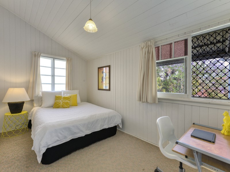 10 Edith Street, Alderley QLD 4051