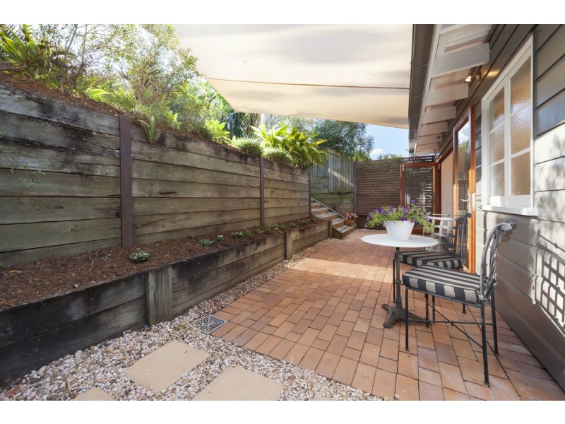 30 Federal Street, Red Hill QLD 4059