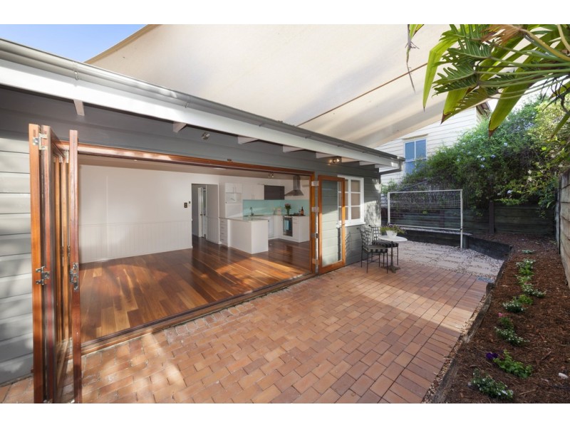 30 Federal Street, Red Hill QLD 4059