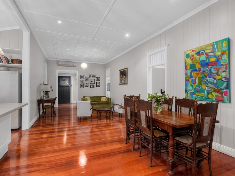 52 McLean Parade, Ashgrove QLD 4060