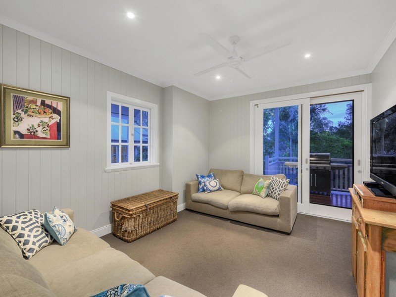 52 McLean Parade, Ashgrove QLD 4060