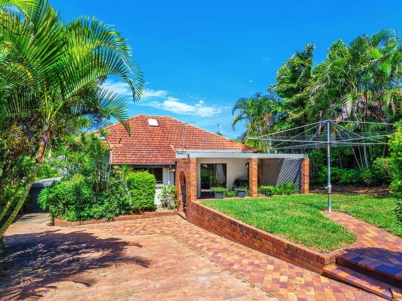 22 Wahroonga Road, Ashgrove QLD 4060