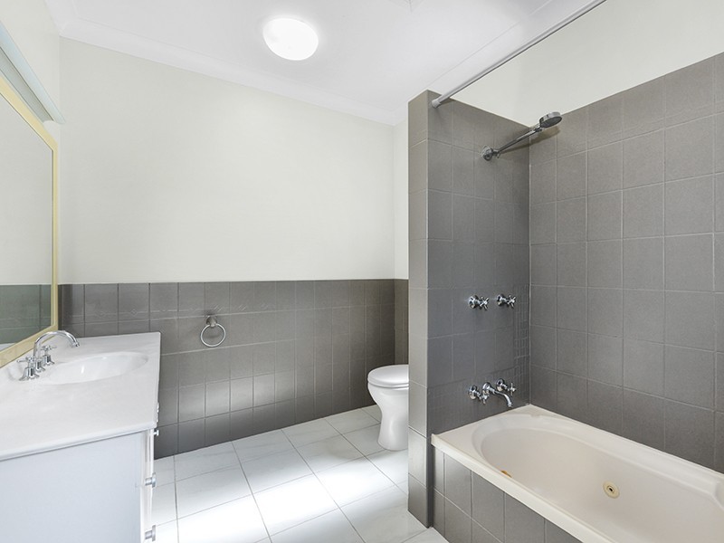 22 Wahroonga Road, Ashgrove QLD 4060