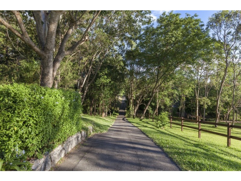 405 Pullenvale Road, Pullenvale QLD 4069