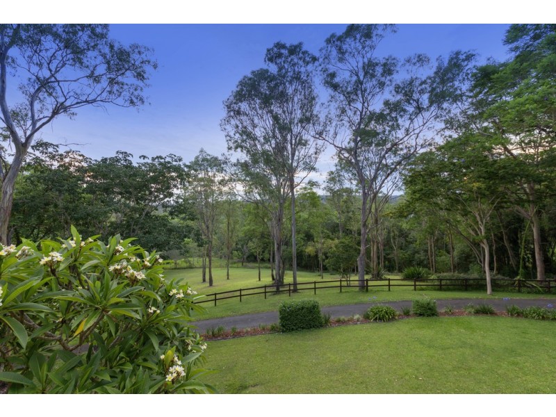 405 Pullenvale Road, Pullenvale QLD 4069