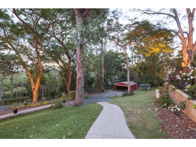 405 Pullenvale Road, Pullenvale QLD 4069