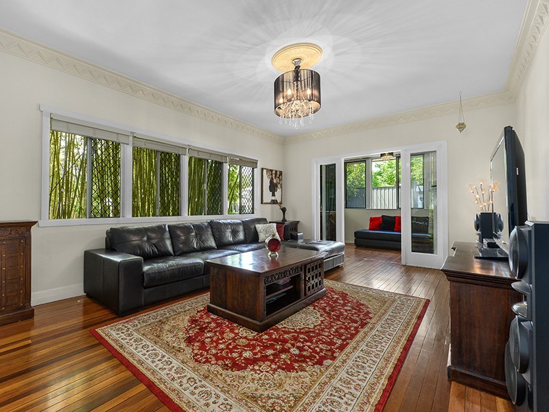 641 Waterworks Road, Ashgrove QLD 4060