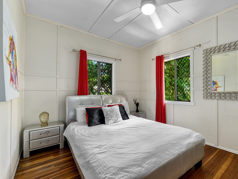 641 Waterworks Road, Ashgrove QLD 4060