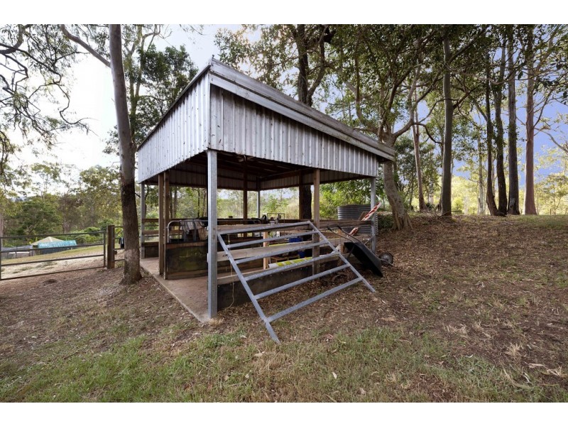 339 Pullenvale Rd, Pullenvale QLD 4069