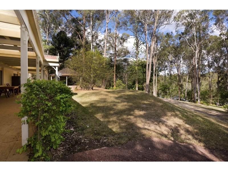 339 Pullenvale Rd, Pullenvale QLD 4069