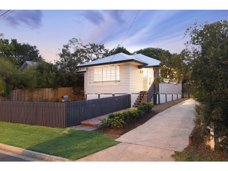 10 Miller Street, Chermside QLD 4032