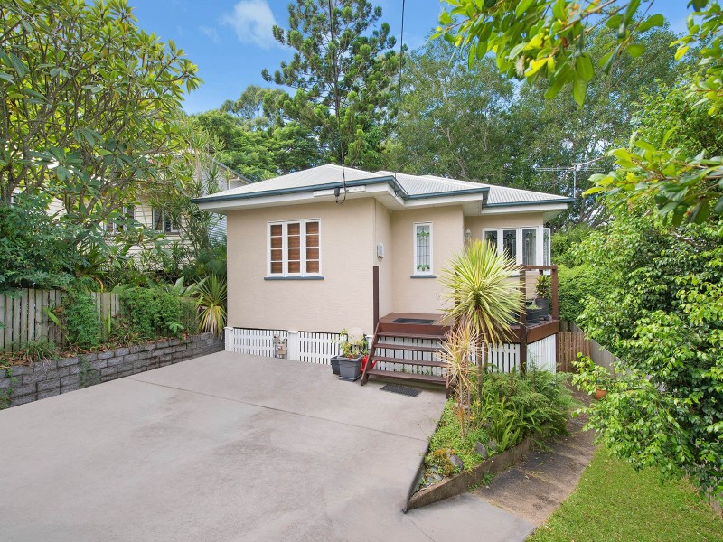 28 Joffre Street, Ashgrove QLD 4060