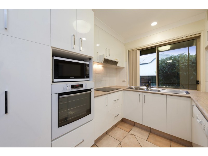 35/360 Simpsons Road, Bardon QLD 4065