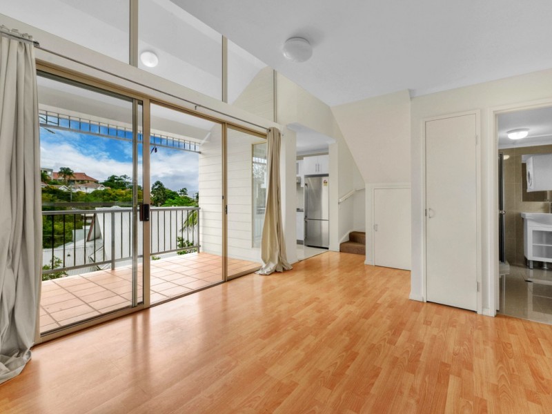 U23/89 Scott Road, Herston QLD 4006